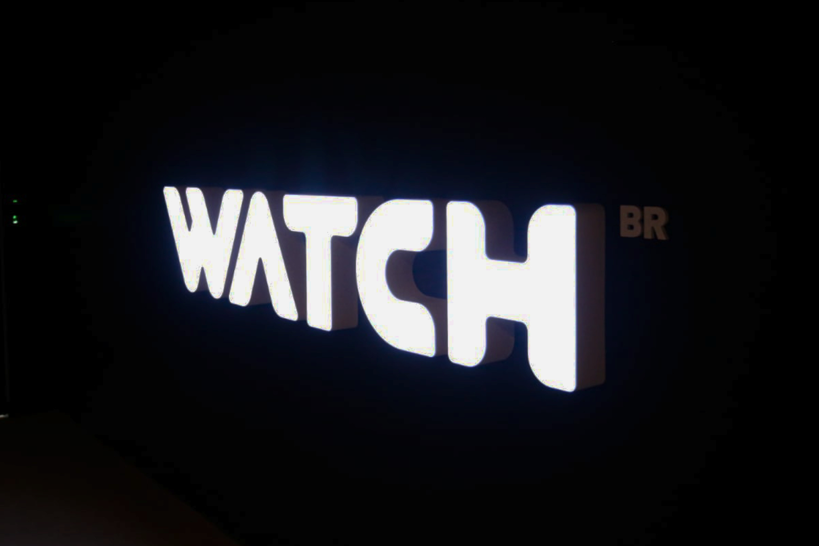Conheça o hub de conteúdo Watch Brasil para provedores de internet