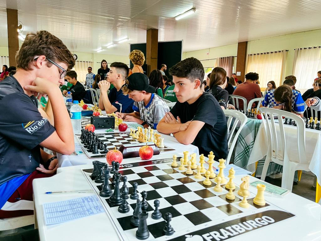 Fort Atacadista patrocina maior torneio de xadrez do Brasil, em